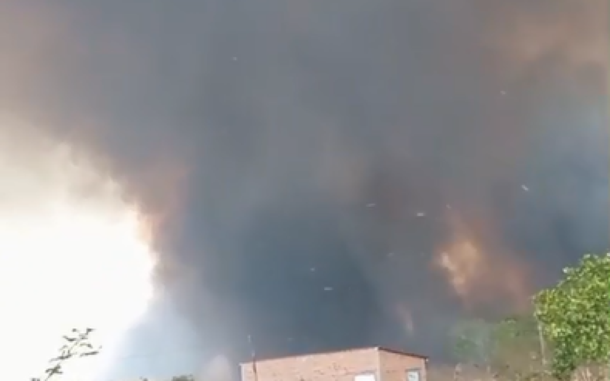 Quatro pessoas morrem em incêndio no interior do Piauí; veja vídeo