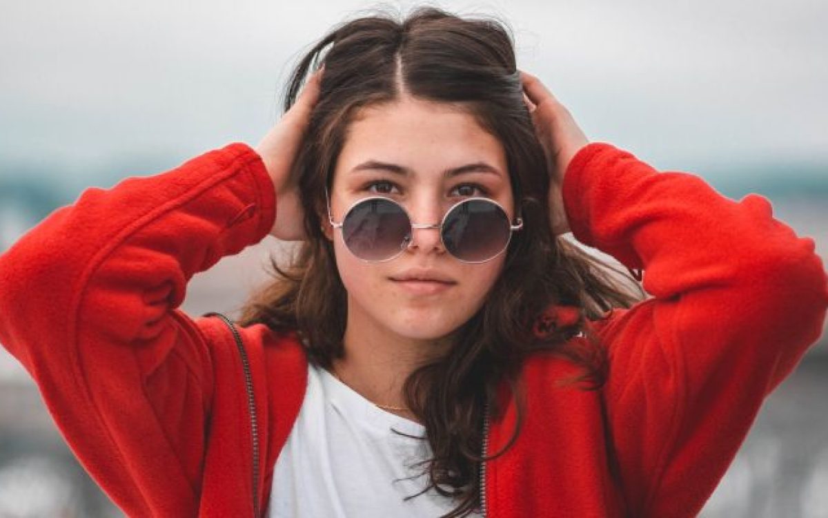 Tips for picking the Perfect Sunglasses for your hair and face shape